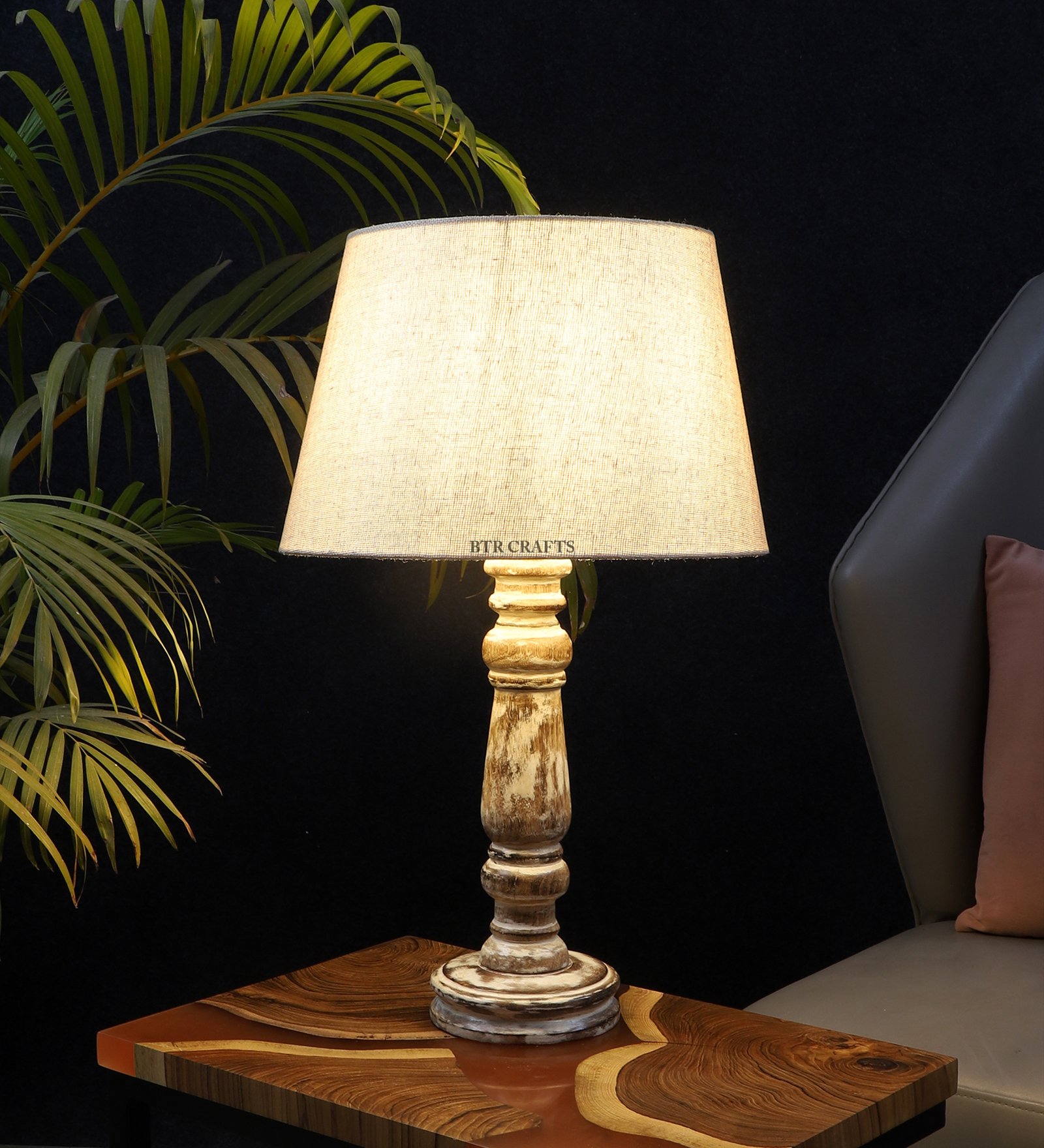 Retro Wooden Table Lamp Suitable For Bedroom Office And Living Room, Pack Of 1(Complete Set)