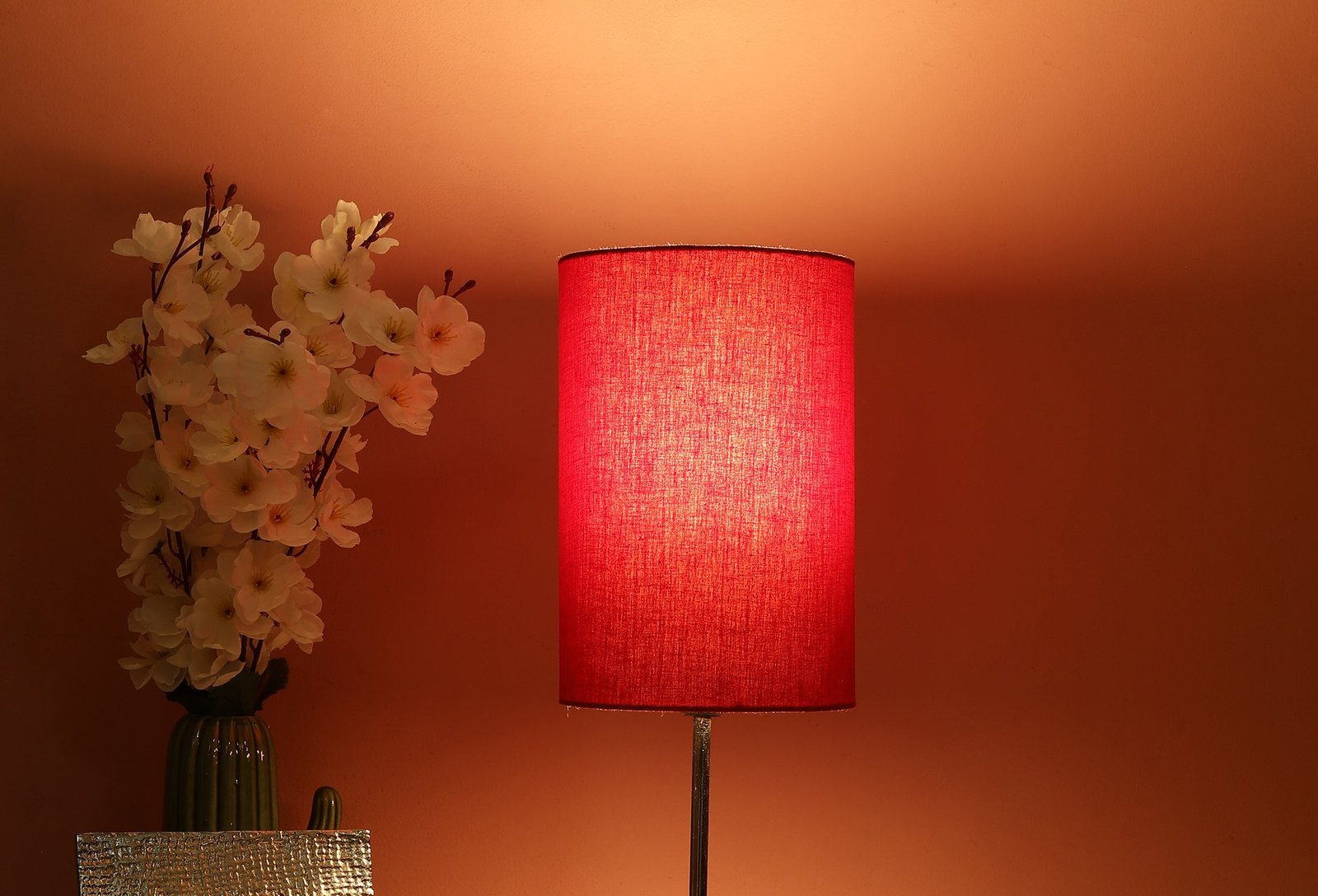 Red Color Cylinder Lamp Shade Suitable For Table Lamp