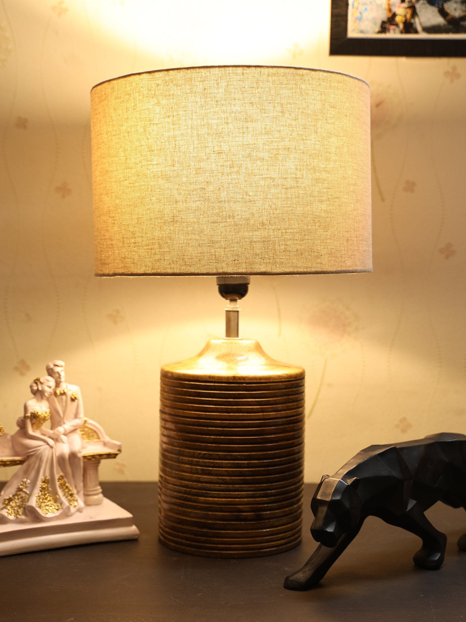 Coffee Brown Ribbed Circle Table Lamp, Side lamp for Bedroom, Dinning, Balcony, Office, Hotels & Home Decoration(BEIGE)