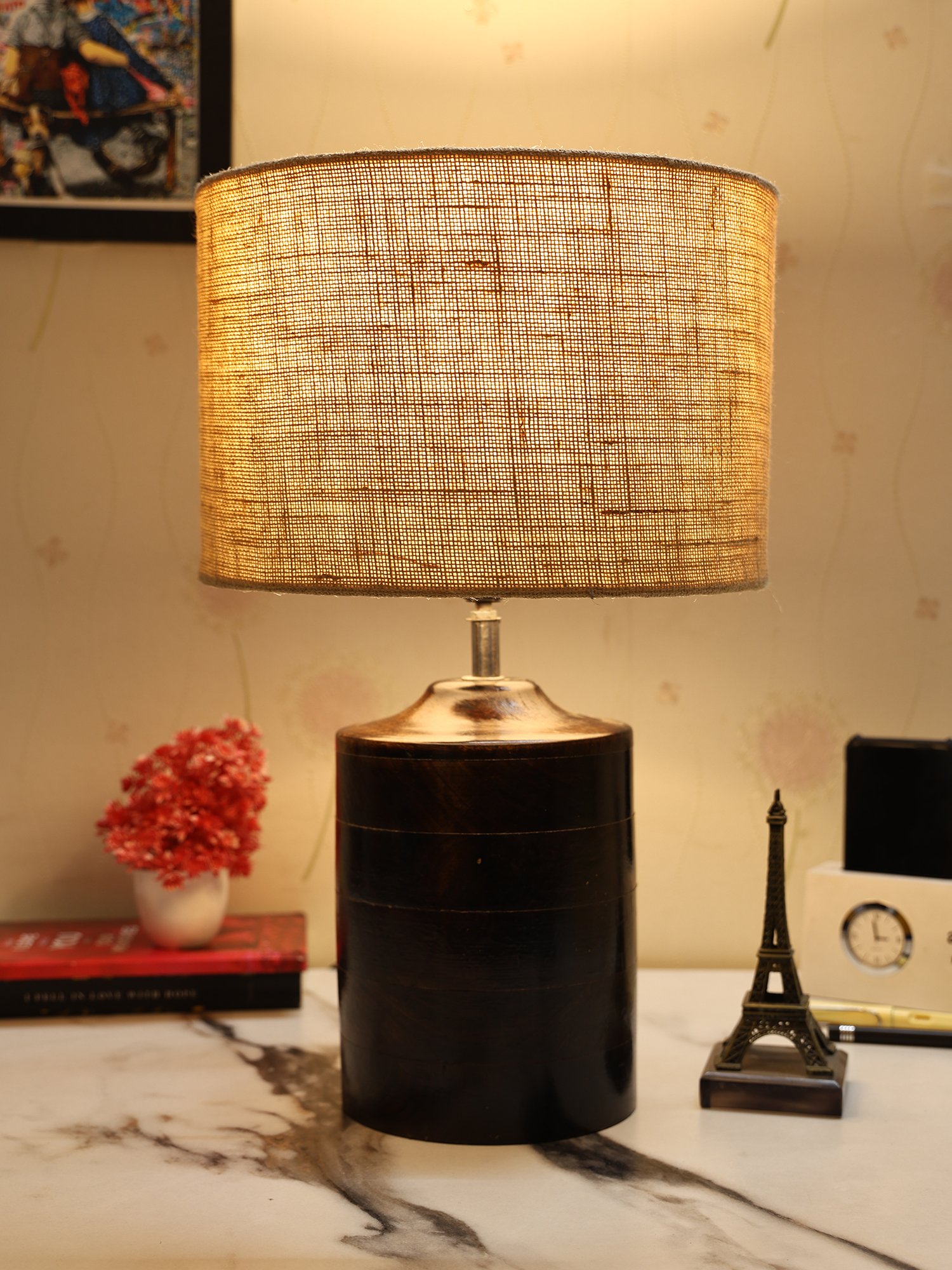 Dark Heavy Matki Ribbed Circle Table Lamp, Side lamp for Bedroom, Dinning, Balcony, Office, Hotels & Home Decoration(NATURAL JUTE)