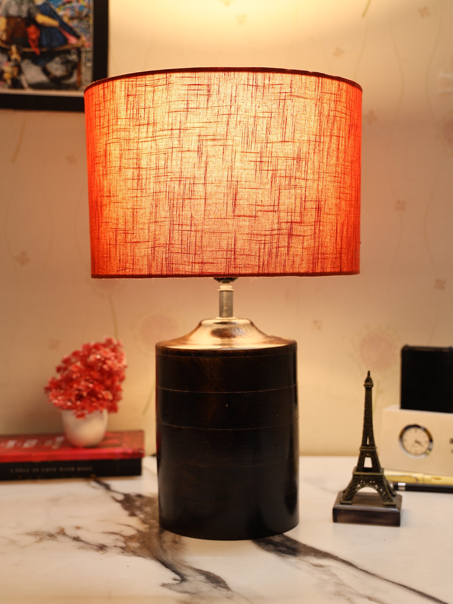 Dark Heavy Matki Ribbed Circle Table Lamp, Side lamp for Bedroom, Dinning, Balcony, Office, Hotels & Home Decoration(RED TEXTURE)