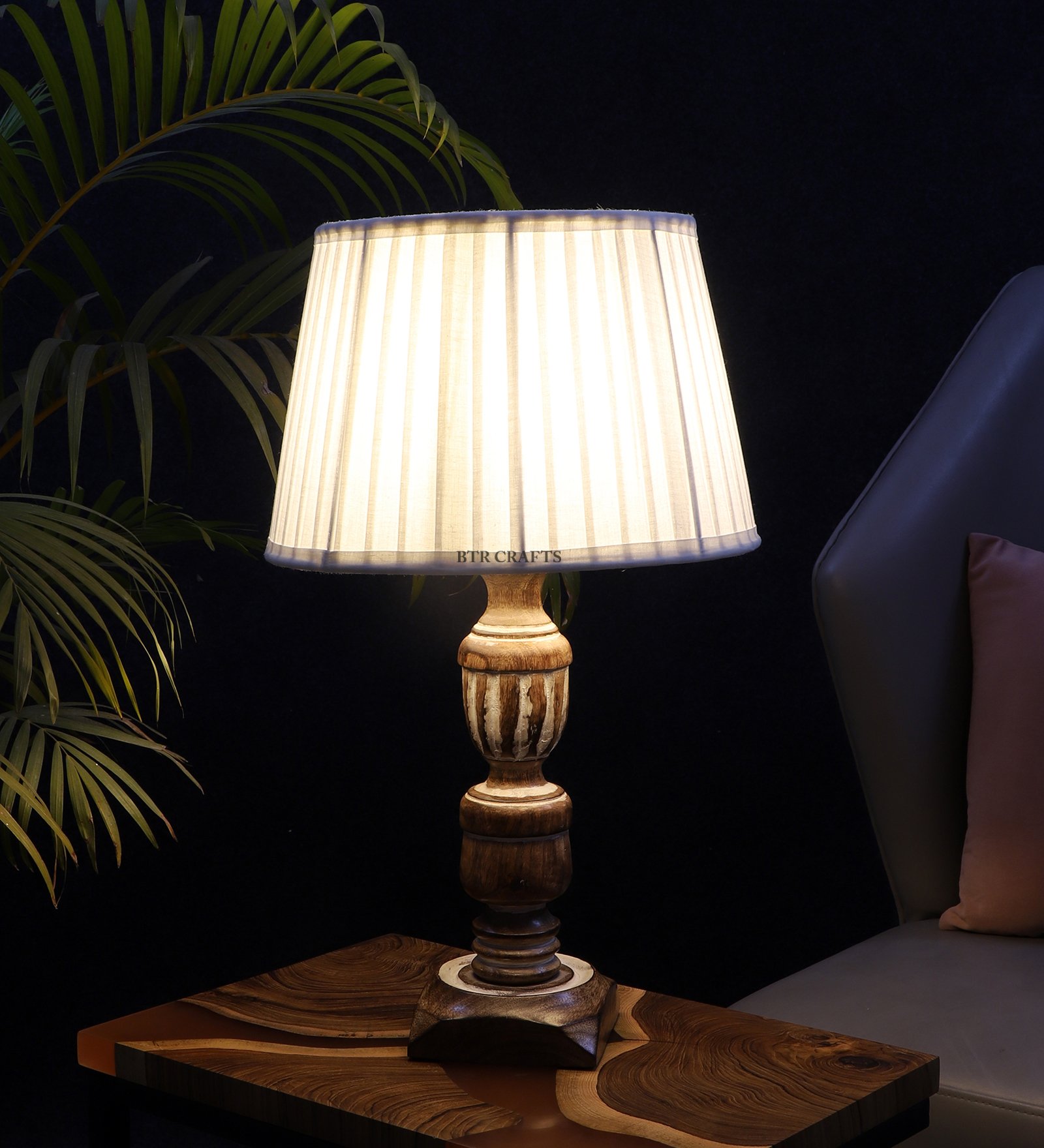 Rustic Wooden Table Lamp Suitable For Bedroom Office And Living Room, Pack Of 1(Complete Set)