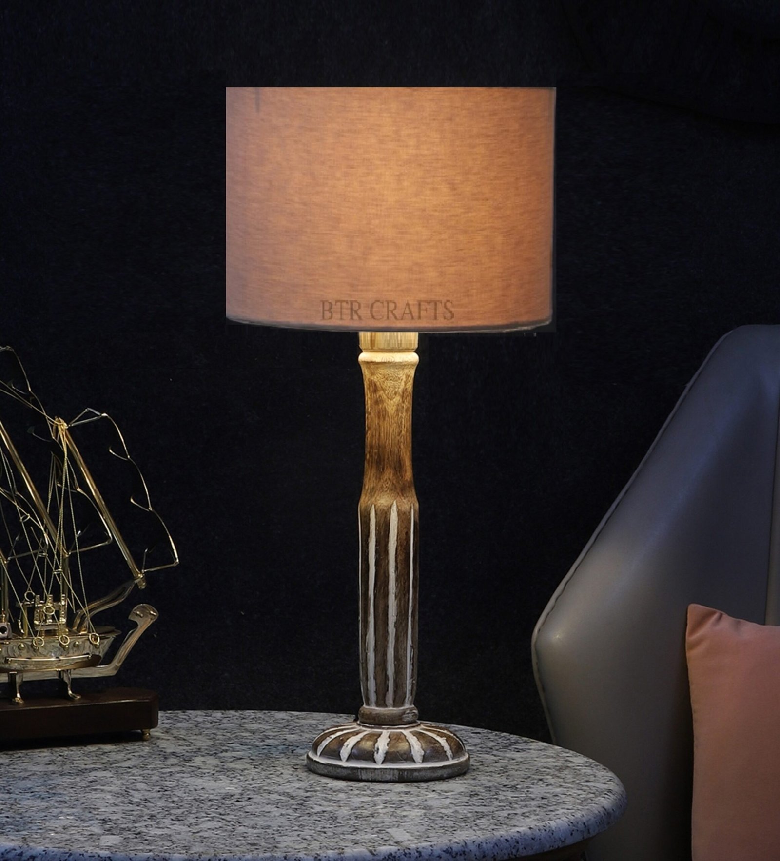 Vintage Wooden Table Lamp Suitable For Bedroom Office And Living Room, Pack Of 1(Complete Set)