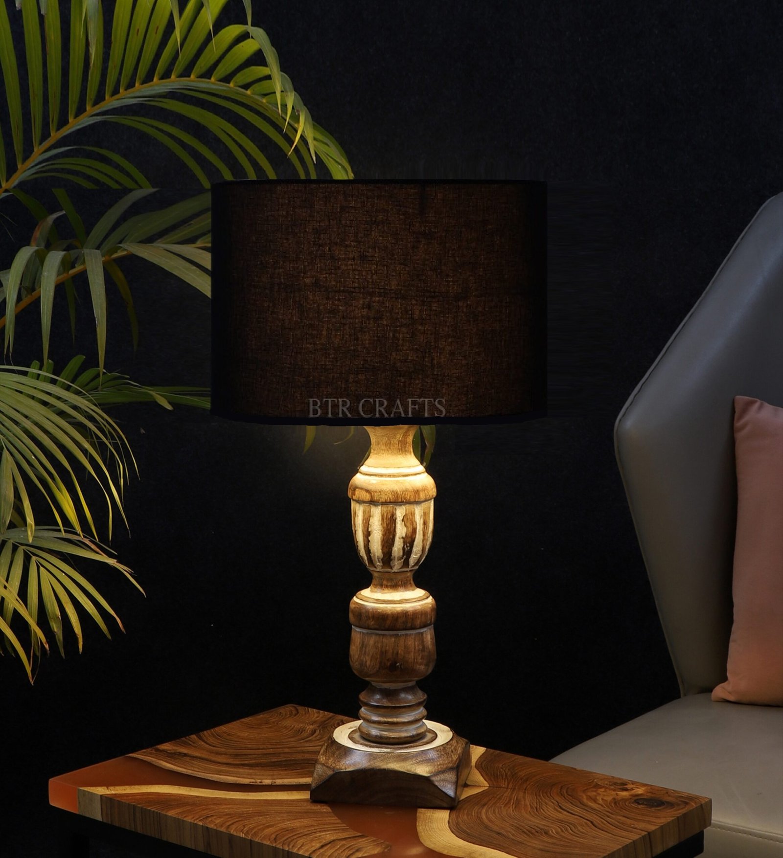 Rustic Wooden Table Lamp Suitable For Bedroom Office And Living Room, Pack Of 1(Complete Set)